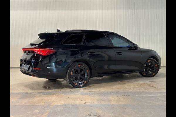 CUPRA Leon Sportstourer 1.4 e-Hybrid 245 VZ | PANO | KAMELEON FOLIE | KUIPSTOELEN | AMBIANCE
