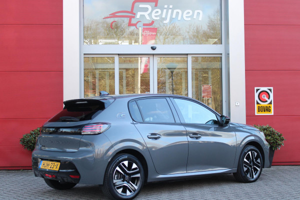 Peugeot e-208 EV ALLURE 156PK 51 kWh | WARMTEPOMP | 3-FASE! | NAVIGATIE | DRAADLOZE APPLE CARPLAY/ANDROID AUTO | DODEHOEK DETECTIE | CAMERA VOOR + ACHTER | ADAPTIVE CRUISE CONTROL | CLIMATE CONTROL |