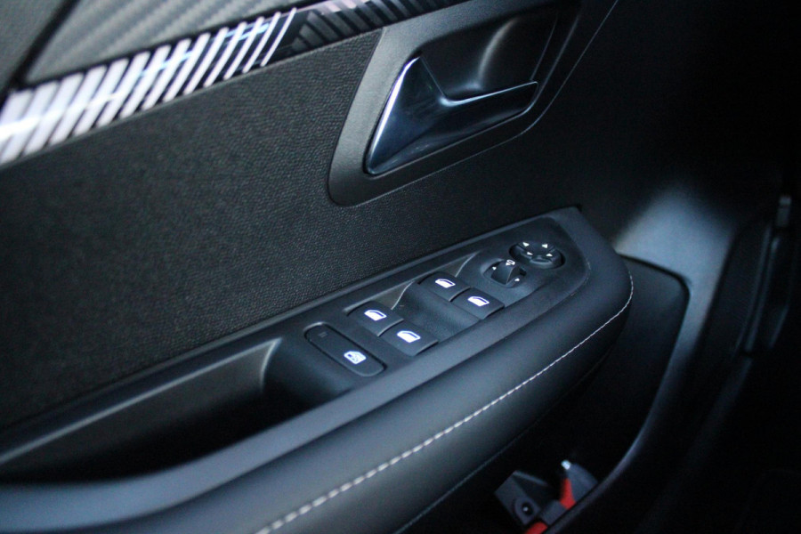 Peugeot e-208 EV ALLURE 156PK 51 kWh | WARMTEPOMP | 3-FASE! | NAVIGATIE | DRAADLOZE APPLE CARPLAY/ANDROID AUTO | DODEHOEK DETECTIE | CAMERA VOOR + ACHTER | ADAPTIVE CRUISE CONTROL | CLIMATE CONTROL |