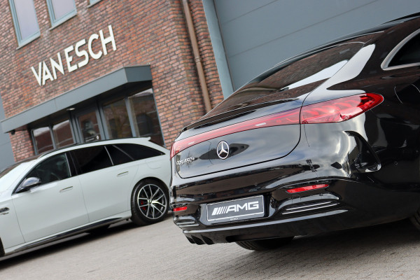 Mercedes-Benz EQS 450+ AMG Line 118 kWh | Facelift | Hyperscreen | Airmatic | Achterasbesturing | Distronic+ | HUD | Verwarmd Stuurwiel | Massage | Stoelventilatie | Digital Light | Panoramadak | Trekhaak |