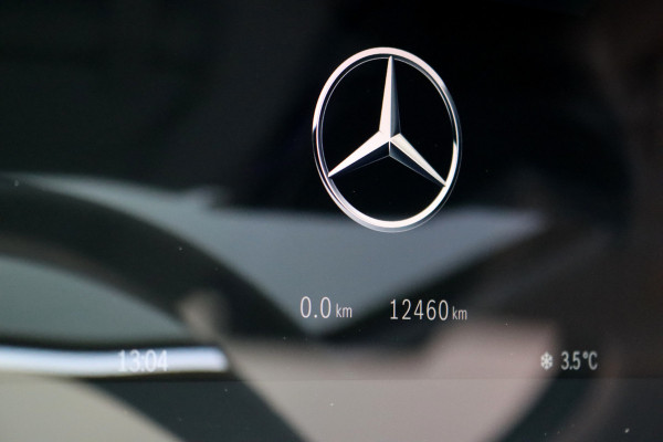 Mercedes-Benz EQS 450+ AMG Line 118 kWh | Facelift | Hyperscreen | Airmatic | Achterasbesturing | Distronic+ | HUD | Verwarmd Stuurwiel | Massage | Stoelventilatie | Digital Light | Panoramadak | Trekhaak |