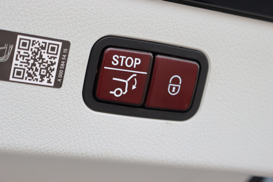 Mercedes-Benz EQS 450+ AMG Line 118 kWh | Facelift | Hyperscreen | Airmatic | Achterasbesturing | Distronic+ | HUD | Verwarmd Stuurwiel | Massage | Stoelventilatie | Digital Light | Panoramadak | Trekhaak |