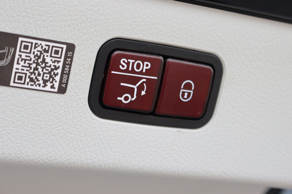 Mercedes-Benz EQS 450+ AMG Line 118 kWh | Facelift | Hyperscreen | Airmatic | Achterasbesturing | Distronic+ | HUD | Verwarmd Stuurwiel | Massage | Stoelventilatie | Digital Light | Panoramadak | Trekhaak |