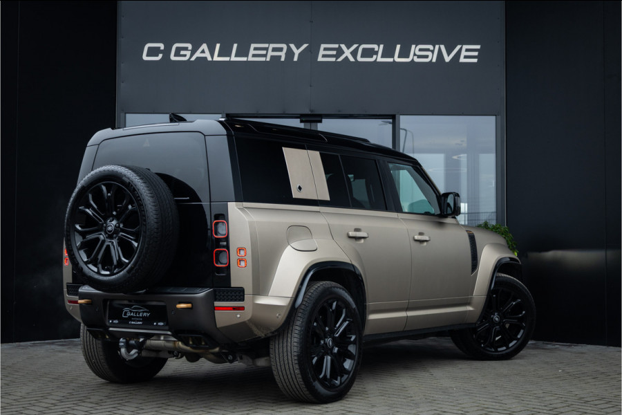 Land Rover Defender 110 4.4 P635 Octa - Petra Copper | BTW | Panorama | Meridian | Luchtvering | Trekhaak