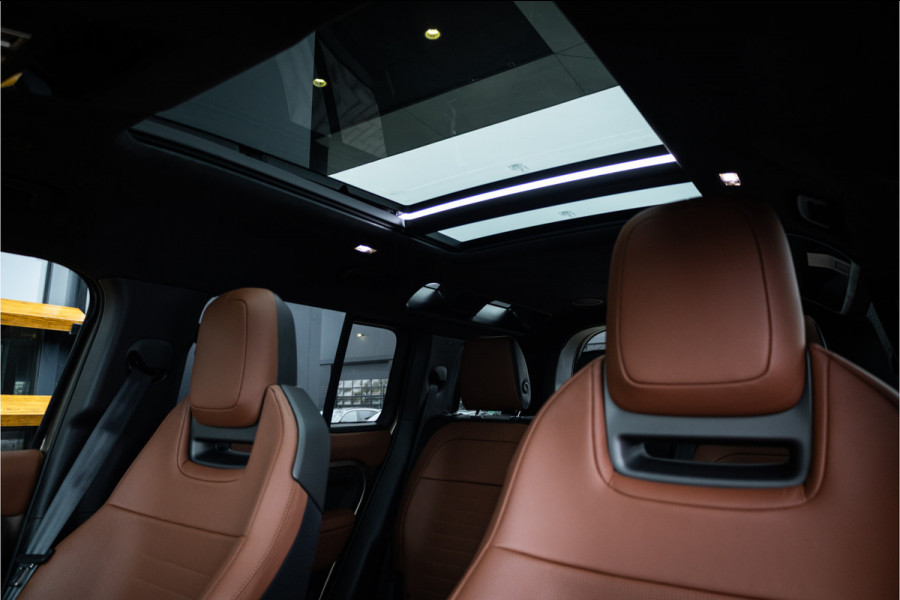 Land Rover Defender 110 4.4 P635 Octa - Petra Copper | BTW | Panorama | Meridian | Luchtvering | Trekhaak