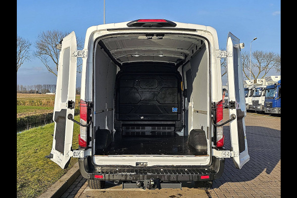 Ford Transit 350 2.0 TDCI L3H2 Verlengde Garantie Trekhaak Camera Navi Airco Cruise Control Euro6 131 PK!