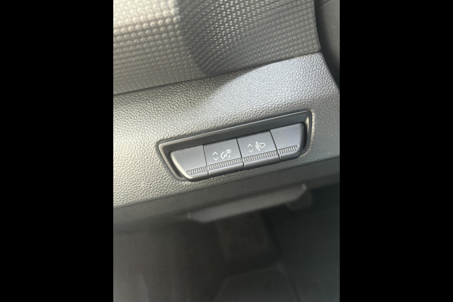 Renault Trafic 2.0 dCi 130 T30 L2H1 Comfort*CRUISE*TEL*A/C*3PERS*