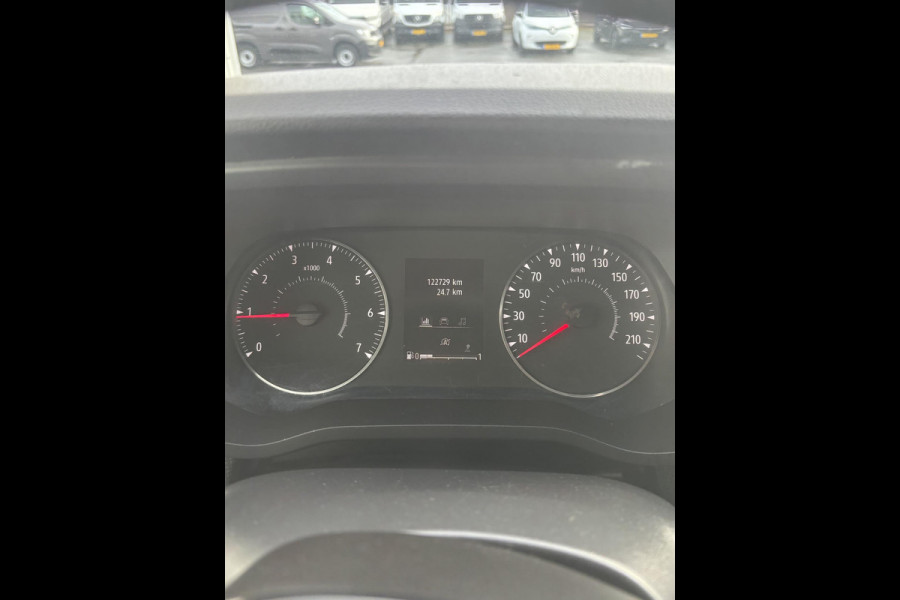 Renault Trafic 2.0 dCi 130 T30 L2H1 Comfort*CRUISE*TEL*A/C*3PERS*