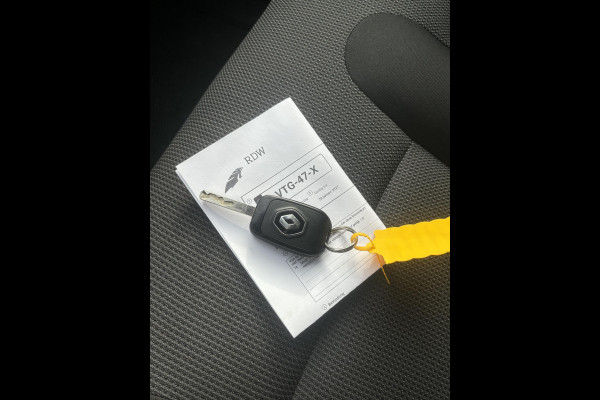 Renault Trafic 2.0 dCi 130 T30 L2H1 Comfort*CRUISE*TEL*A/C*3PERS*