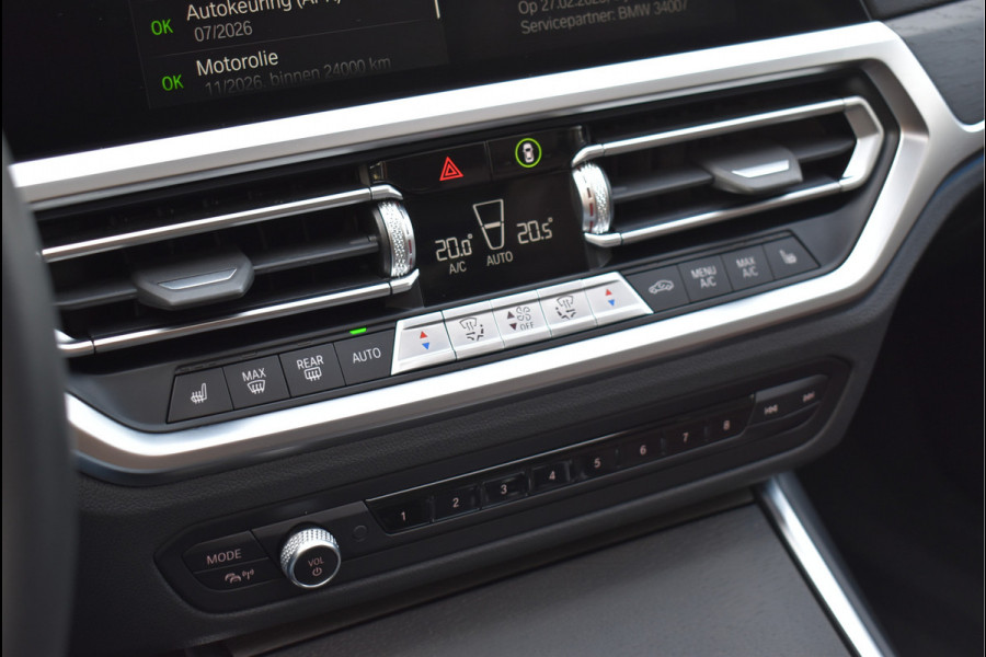 BMW 3 Serie Touring 330e xDrive 292 Pk Pano Navi Keyless Vol Leder Bruin Laser Koplampen 19 Inch