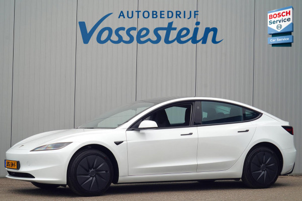 Tesla Model 3 RWD 60 kWh / Nieuw! / Incl. BTW / Pano / Stuurverw. / Elek. Klep / 360 camera / Pearl White Metallic