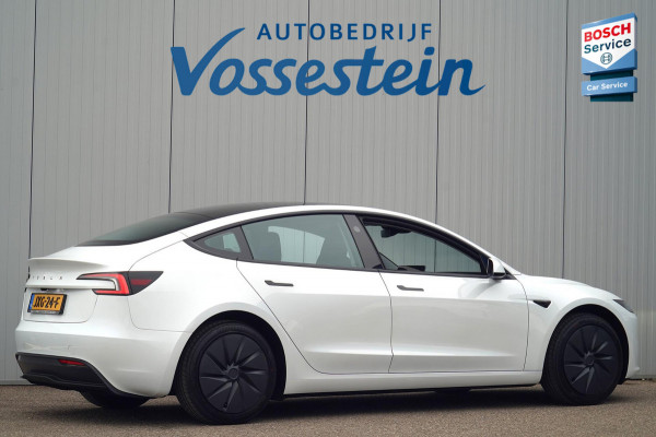 Tesla Model 3 RWD 60 kWh / Nieuw! / Incl. BTW / Pano / Stuurverw. / Elek. Klep / 360 camera / Pearl White Metallic