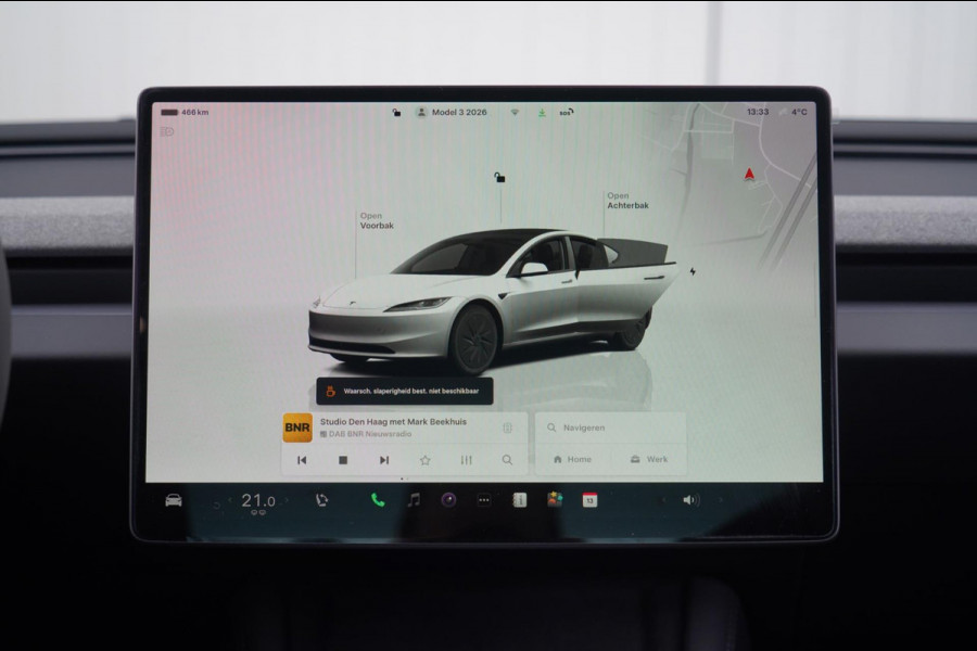 Tesla Model 3 RWD 60 kWh / Nieuw! / Incl. BTW / Pano / Stuurverw. / Elek. Klep / 360 camera / Pearl White Metallic