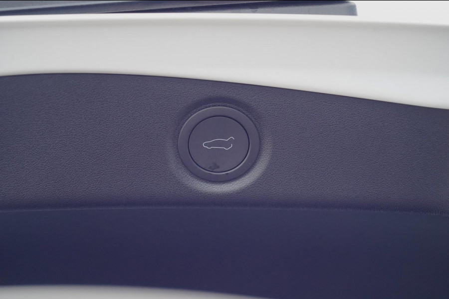 Tesla Model 3 RWD 60 kWh / Nieuw! / Incl. BTW / Pano / Stuurverw. / Elek. Klep / 360 camera / Pearl White Metallic