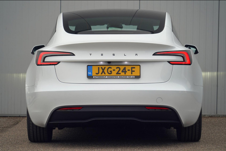 Tesla Model 3 RWD 60 kWh / Nieuw! / Incl. BTW / Pano / Stuurverw. / Elek. Klep / 360 camera / Pearl White Metallic