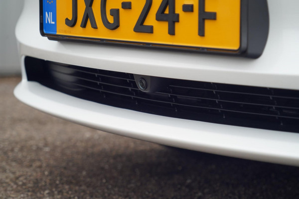 Tesla Model 3 RWD 60 kWh / Nieuw! / Incl. BTW / Pano / Stuurverw. / Elek. Klep / 360 camera / Pearl White Metallic