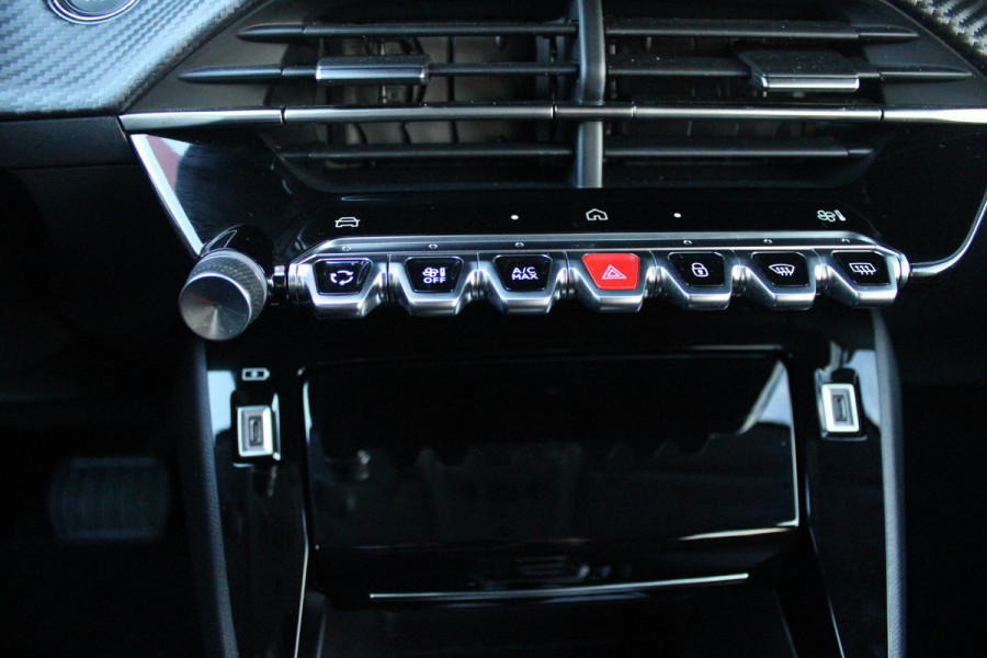 Peugeot e-208 EV ALLURE 156PK 51 kWh | WARMTEPOMP | 3-FASE! | NAVIGATIE | DRAADLOZE APPLE CARPLAY/ANDROID AUTO | DODEHOEK DETECTIE | CAMERA VOOR + ACHTER | ADAPTIVE CRUISE CONTROL | CLIMATE CONTROL |