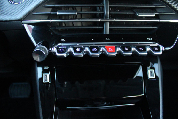 Peugeot e-208 EV ALLURE 156PK 51 kWh | WARMTEPOMP | 3-FASE! | NAVIGATIE | DRAADLOZE APPLE CARPLAY/ANDROID AUTO | DODEHOEK DETECTIE | CAMERA VOOR + ACHTER | ADAPTIVE CRUISE CONTROL | CLIMATE CONTROL |