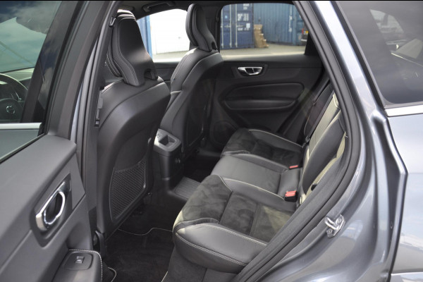 Volvo XC60 T8 390PK Automaat Recharge AWD R-Design / Adaptieve cruise control/ BLIS/ Panoramadak/ Trekhaak/ Head up display/ 360 camera/ Parkeersensoren/ Stoel en stuurwielverwarming