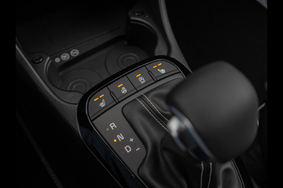 Kia Picanto 1.0 GDi GT-Line | Schuifkanteldak | Stoel en stuurverwarming | Dode hoek assistent |