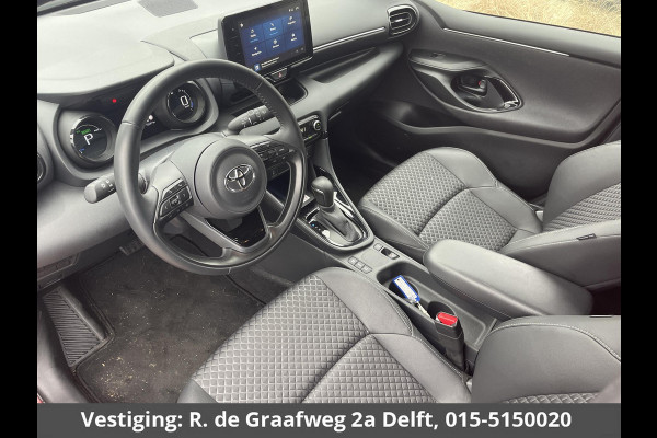 Toyota Yaris 1.5 Hybrid Executive | Stoelverwarming | Navigatie | Dodehoek detectie | Parkeersenoren