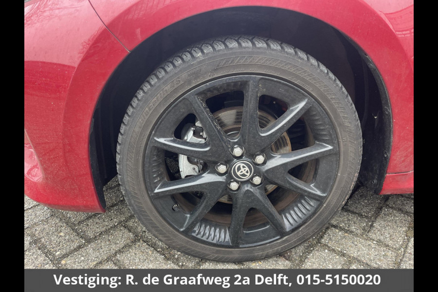 Toyota Yaris 1.5 Hybrid Executive | Stoelverwarming | Navigatie | Dodehoek detectie | Parkeersenoren