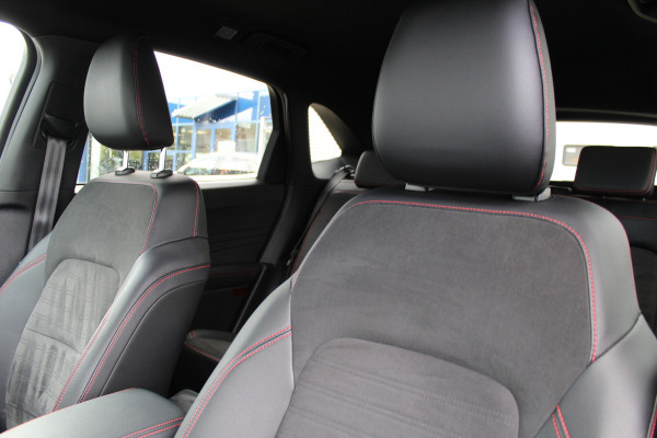 Ford Kuga 2.5 PHEV ST-Line X | Trekhaak | B&O | BLIS | Head up | Winterpack