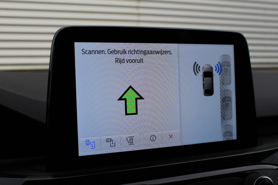 Ford Kuga 2.5 PHEV ST-Line X | Trekhaak | B&O | BLIS | Head up | Winterpack