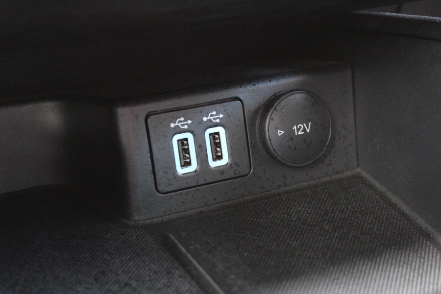 Ford Kuga 2.5 PHEV ST-Line X | Trekhaak | B&O | BLIS | Head up | Winterpack