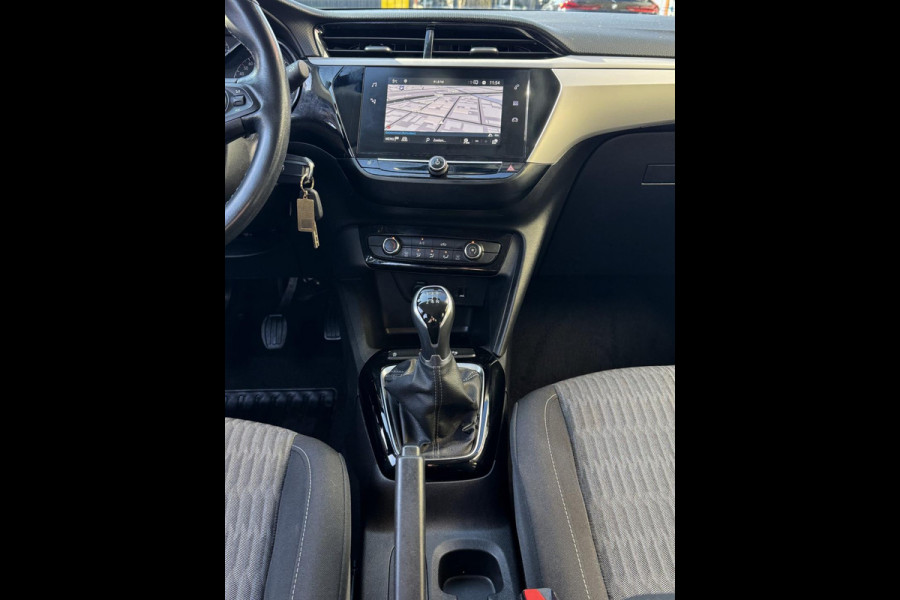 Opel Corsa 1.2 BLACK Edition - Navigatie / Apple CarPlay I Airco I PDC I Sport velgen I Dealer onderhouden