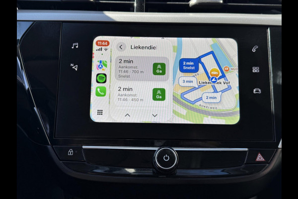 Opel Corsa 1.2 BLACK Edition - Navigatie / Apple CarPlay I Airco I PDC I Sport velgen I Dealer onderhouden