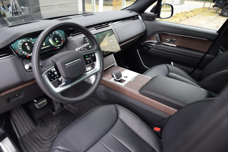 Land Rover Range Rover P460e HSE PHEV | 4 Wheel Steering | Soft Close | 23 SV''