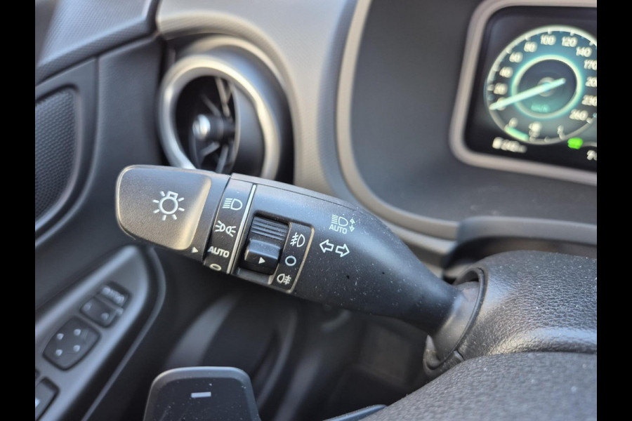 Hyundai Kona 1.6 GDI HEV Premium Sky