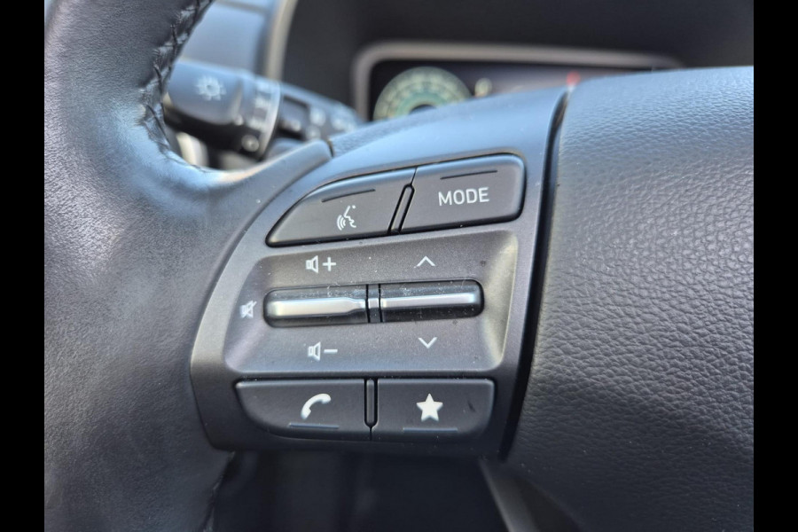 Hyundai Kona 1.6 GDI HEV Premium Sky