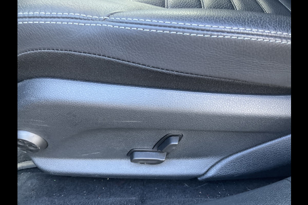 Mercedes-Benz C-Klasse 200 184pk Aut9 Solution + AMG 360°Cam Leder Carplay Business