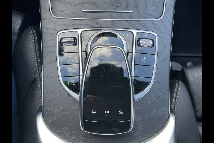 Mercedes-Benz C-Klasse 200 184pk Aut9 Solution + AMG 360°Cam Leder Carplay Business