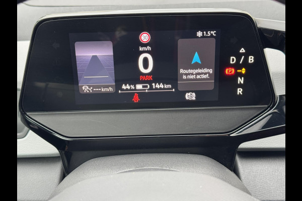 Volkswagen ID.3 First Plus 58 kWh SOH 86% Adaptive cruise Climate Stuur-/stoelverwarming Navi Apple / Android DAB