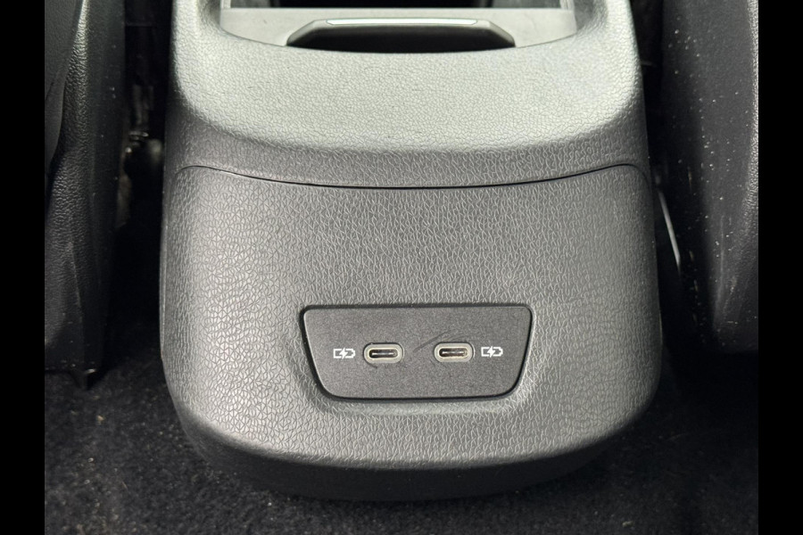 Volkswagen ID.3 First Plus 58 kWh SOH 86% Adaptive cruise Climate Stuur-/stoelverwarming Navi Apple / Android DAB