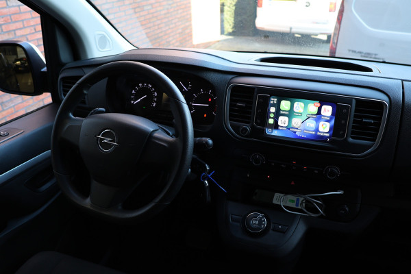 Opel Vivaro 2.0 DC 145 PK L2 AUT | Dubbel cabine | 6-Zitter | Navigatie | CarPlay | Trekhaak | DAB | Airco | Cruise control | F1 Flippers | Betimmering | Nieuwe APK | Dealer onderhouden | 6 maanden garantie
