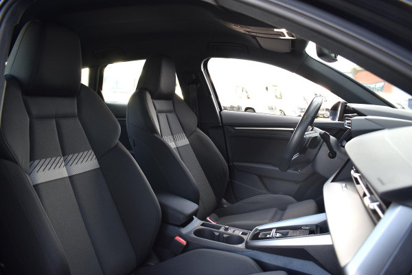 Audi A3 Sportback 40 TFSI e Business edition | Apple CarPlay | LED | Sportstoelen | Climate