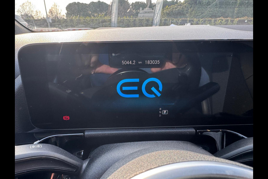 Mercedes-Benz EQA 250 Sport 67 kWh Advanced  Pakket, Premium pakket, rij-assistentie pakket Wordt verwacht begin maart