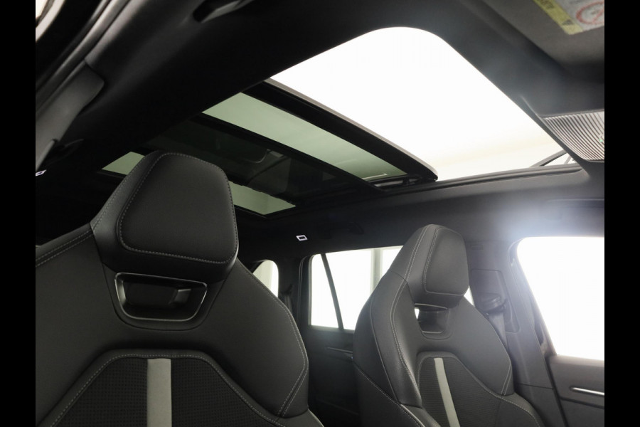 Škoda Kodiaq Sportline Business PHEV 1.5 TSI 204pk | Canton Sound | Panoramadak | Trekhaak | Light & View | Elek. stoelen | Adaptive Cruise | Blind Spot |