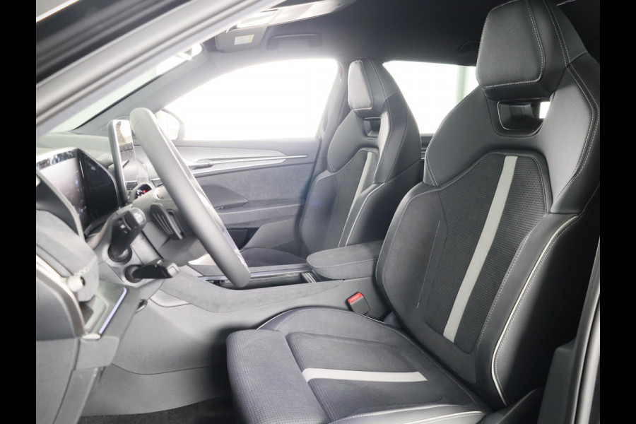 Škoda Kodiaq Sportline Business PHEV 1.5 TSI 204pk | Canton Sound | Panoramadak | Trekhaak | Light & View | Elek. stoelen | Adaptive Cruise | Blind Spot |