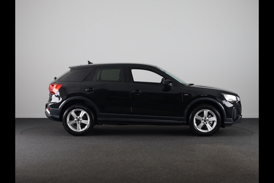 Audi Q2 35 TFSI S Edition | Optiek pakket zwart plus | Privacy glas | Stoelverwarming voorin | Audi Soundsysteem |