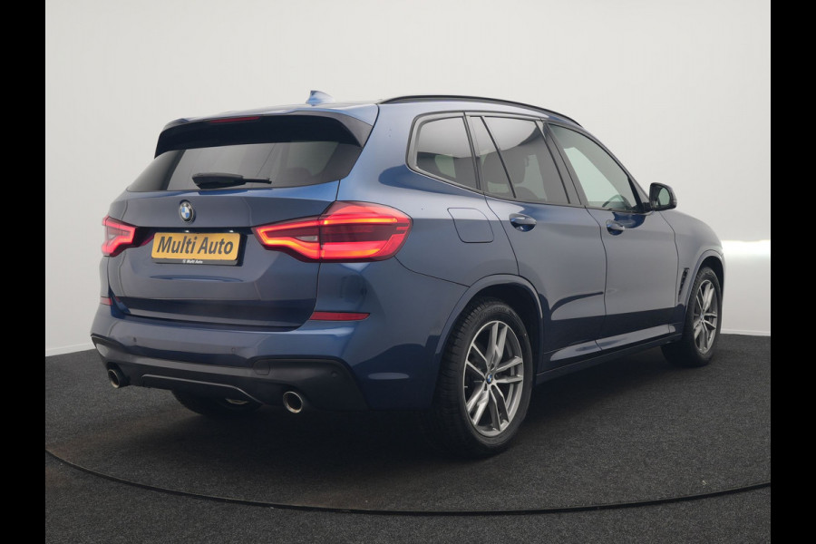 BMW X3 xDrive20i M Sport Shadow 184pk Dealer O.H | Trekhaak af Fabriek | Panodak | Adaptive Cruise | Sportstoelen Memory | Harman Kardon |  Head Up | 19"L.M | BLIS |