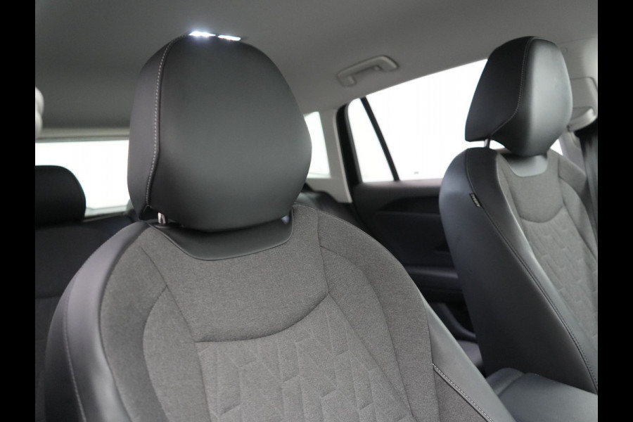 Volkswagen Tiguan 1.5 eHybrid PHEV Life Edition Plug In Hybrid 204pk Dealer O.H | Trekhaak af Fabriek | Adaptive Cruise | Parkassist | IQ Drive | Stuur & Stoelverwarming | Apple Carplay | Virtual | BLIS | Camera | Sfeerverlichting |