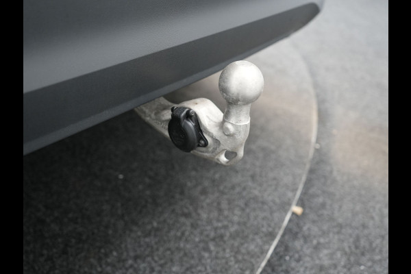 Volkswagen Tiguan 1.5 eHybrid PHEV Life Edition Plug In Hybrid 204pk Dealer O.H | Trekhaak af Fabriek | Adaptive Cruise | Parkassist | IQ Drive | Stuur & Stoelverwarming | Apple Carplay | Virtual | BLIS | Camera | Sfeerverlichting |