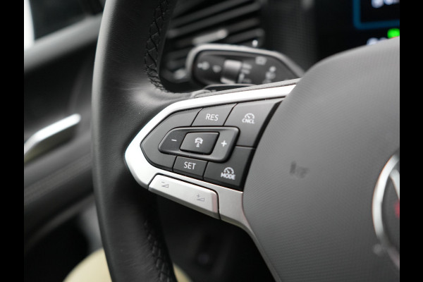 Volkswagen Tiguan 1.5 eHybrid PHEV Life Edition Plug In Hybrid 204pk Dealer O.H | Trekhaak af Fabriek | Adaptive Cruise | Parkassist | IQ Drive | Stuur & Stoelverwarming | Apple Carplay | Virtual | BLIS | Camera | Sfeerverlichting |