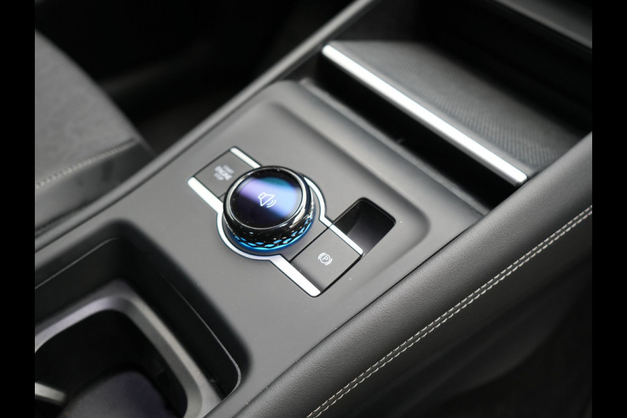 Volkswagen Tiguan 1.5 eHybrid PHEV Life Edition Plug In Hybrid 204pk Dealer O.H | Trekhaak af Fabriek | Adaptive Cruise | Parkassist | IQ Drive | Stuur & Stoelverwarming | Apple Carplay | Virtual | BLIS | Camera | Sfeerverlichting |