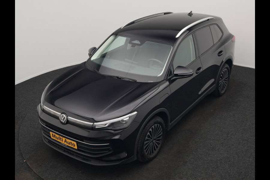 Volkswagen Tiguan 1.5 eHybrid PHEV Life Edition Plug In Hybrid 204pk Dealer O.H | Trekhaak af Fabriek | Adaptive Cruise | Parkassist | IQ Drive | Stuur & Stoelverwarming | Apple Carplay | Virtual | BLIS | Camera | Sfeerverlichting |